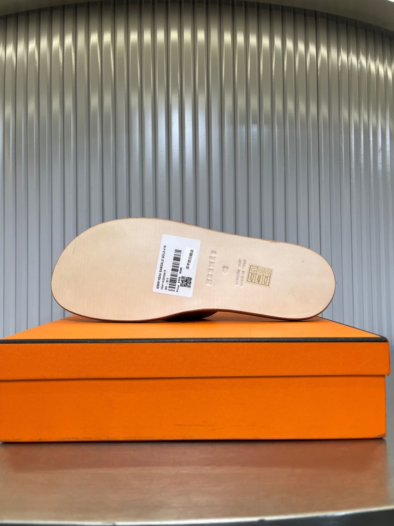 H**me5 slippers